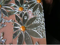 fill mosaic daisy mirror