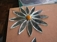 complete daisy flower mosaic