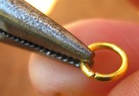 close jump ring using pleirs