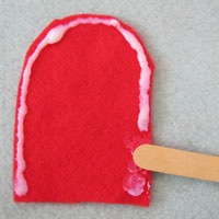 glue along edges