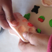 removing crazy clay from mould.jpg
