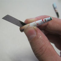 varnish the flap on the bead