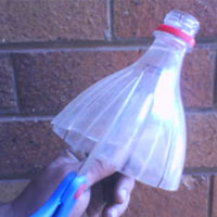 cutting coke bottle
