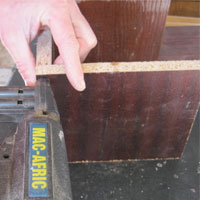 nail chipboard