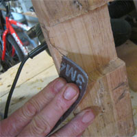 sand wood using sandpaper